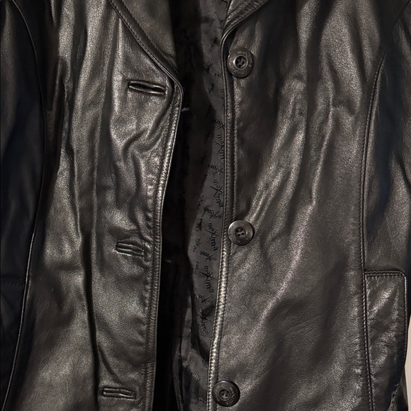 Maxima Black Leather Jacket - Picture 5 of 8